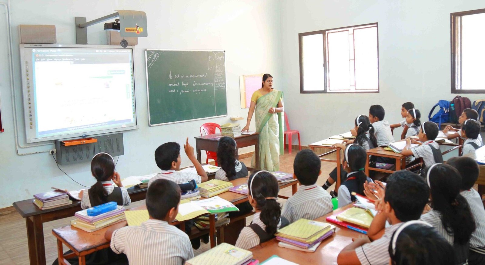 smart-classroom-solutions-1.jpg